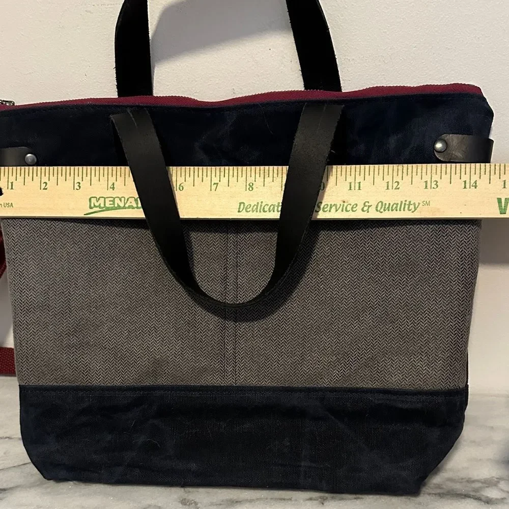 Cat Craine Tote crossbody waxed canvas leather handles zip top